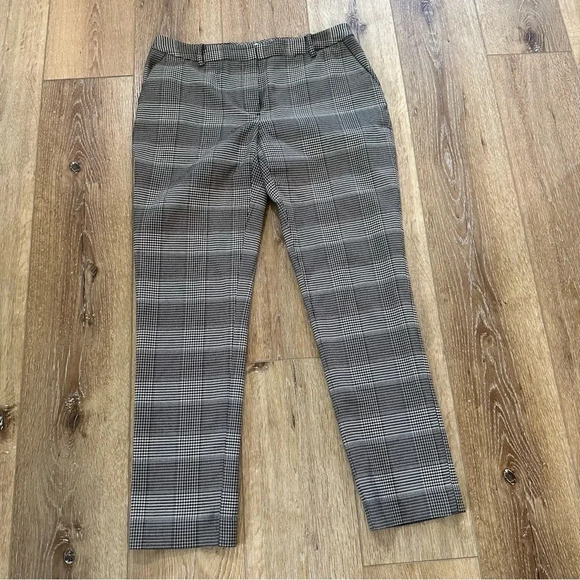 Calvin Klein Women’s Gray Plaid Cropped Dress Pants with Pockets Size 6 GUC - Picture 2 of 9